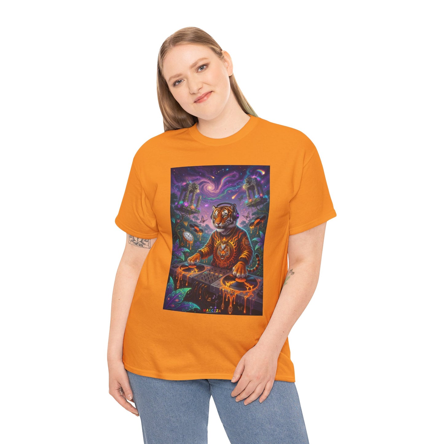 DJ Roar Reign Tour  - Narciza Unisex T-Shirt