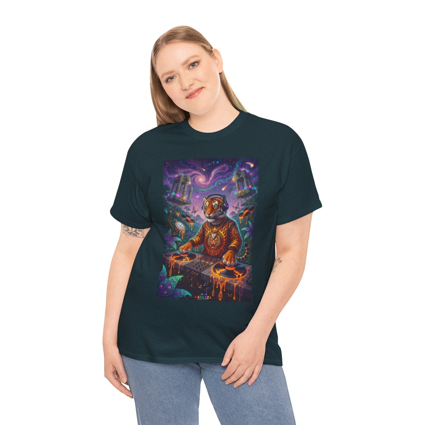 DJ Roar Reign Tour  - Narciza Unisex T-Shirt
